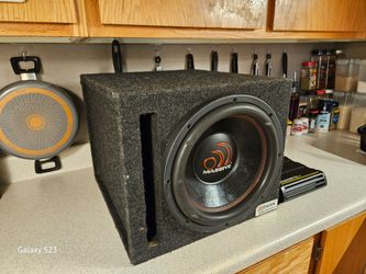 Massive Audio 12 + Kicker amp + amp install kit