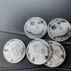 Silver Buffalo 1 oz Coins .999 Silver !