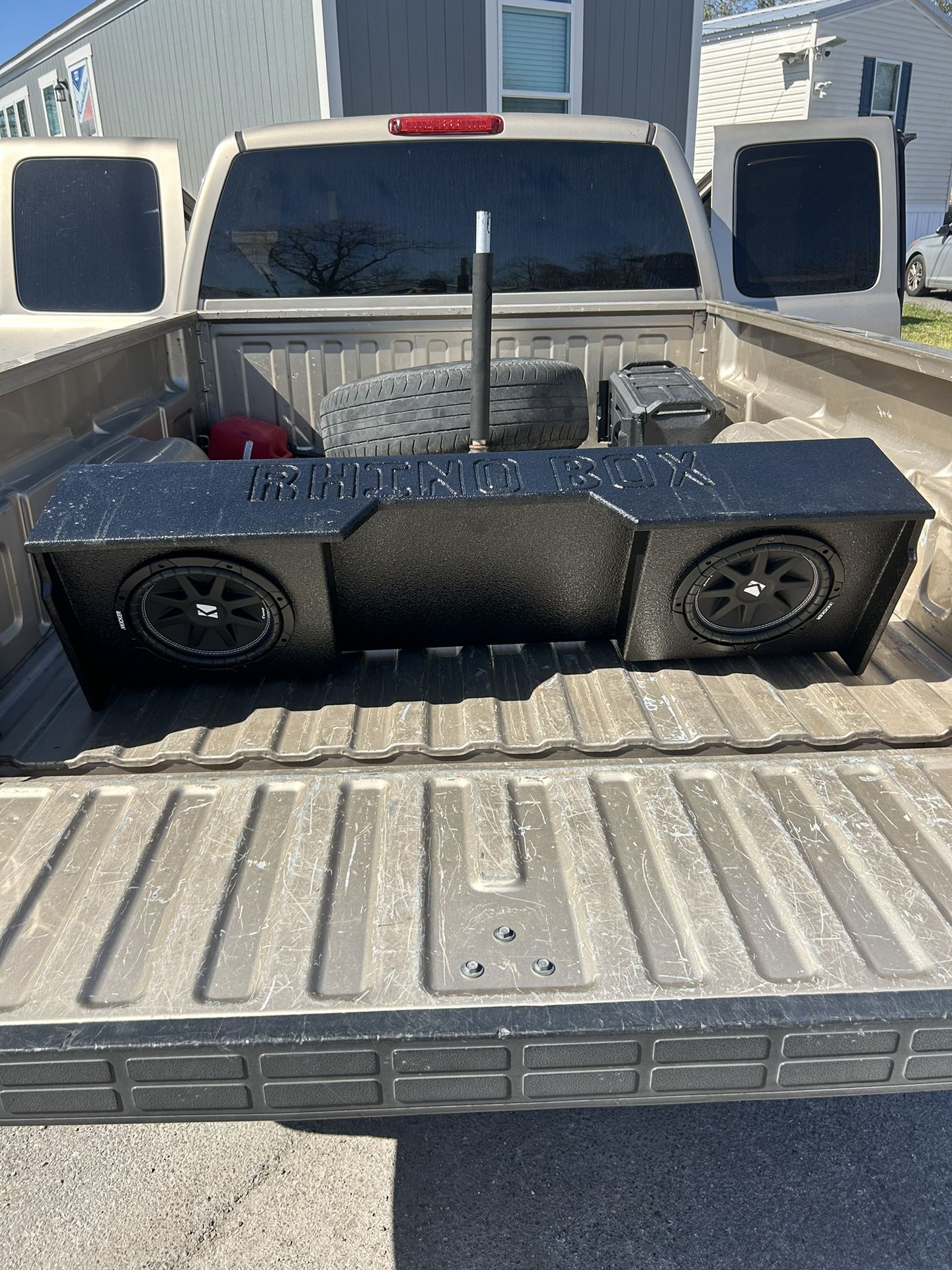 10 Inch Kickers 2 10 Inch Kickers With Rhino Box for Sale in Baytown, TX - OfferUp