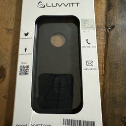 New & Sealed Luvvitt Ultra Armor Case For iPhone 6 4.7 ( Black). L H