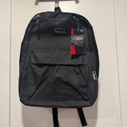 NEW Track USA by Triple Gear Black Backpack – School, Work, Travel & Laptop Bookbag