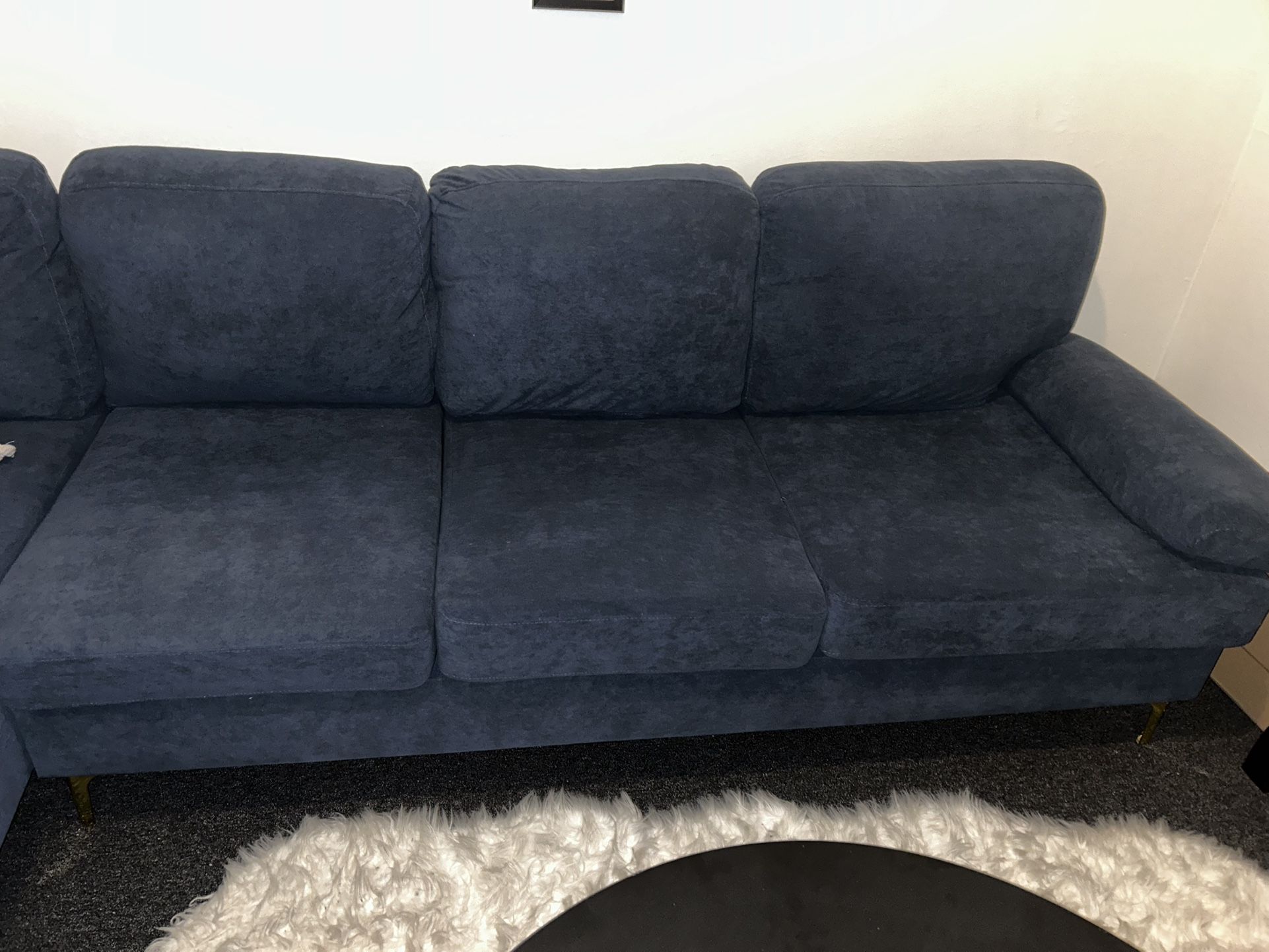 Blue velvet 3-seater couch