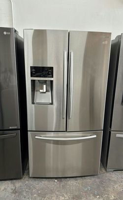 Samsung 4-Door Refrigerator (French Door Fridge with Drawer Freezer) - Water Dispenser, LED Lighting