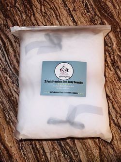 Spotted Play 2-Pack Premium Soft Baby Swaddle