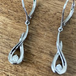 Sterling Silver/diamond Earrings 