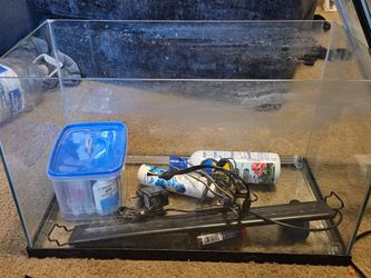 10 Gallon Fish Tank for Sale with Items