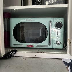 Retro Microwave