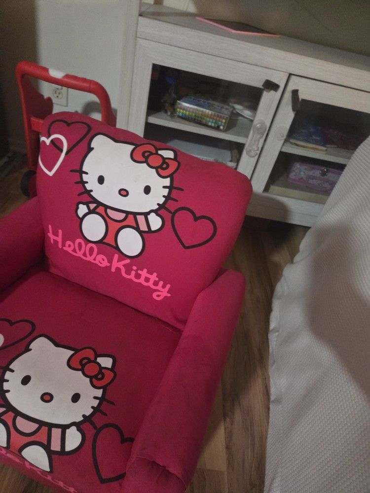 Hello Kitty Childs Chair- Super Comfy