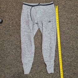 Men's Nike Tech Fleece Sweatpants Size M