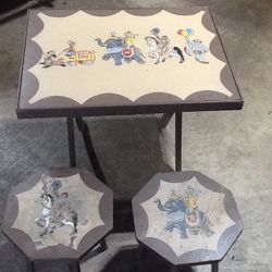 Rare Howdy Doody Circus Parade Table With Stools 