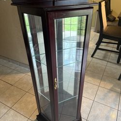 Curio Cabninet Lighted Display