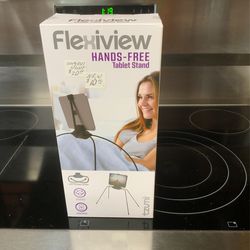 HANDS FREE  - I-PAD, TABLET STAND - NEW IN BOX - NEVER OPENED $7