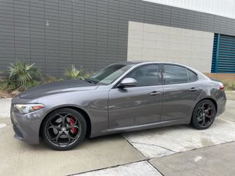 2019 Alfa Romeo Giulia Sport Sport 4dr Sedan
