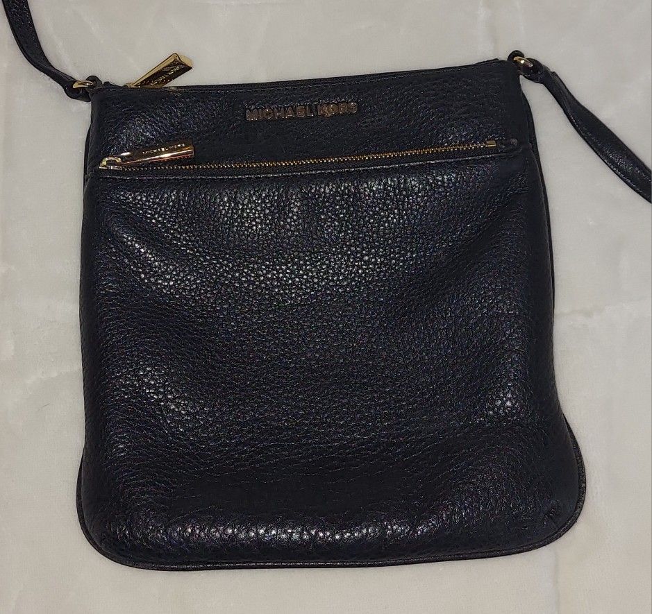 Michael Kors Riley Crossbody Messenger Bag 