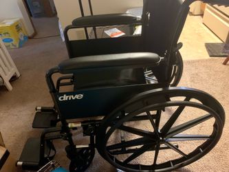 WHEELCHAIR LIKE NEW