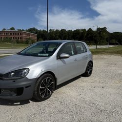 2012 Volkswagen Golf 