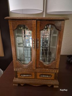 Nice Vintage Antique Wooden Jewelry Box