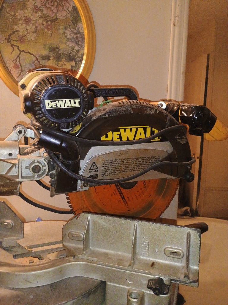DeWalt Chop Saw 