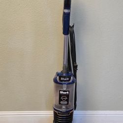 Shark DuoClean Vacuum-64th St & Bell