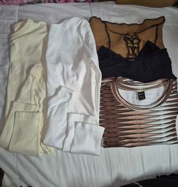 Long Sleeve Bundle Size M, L,XL