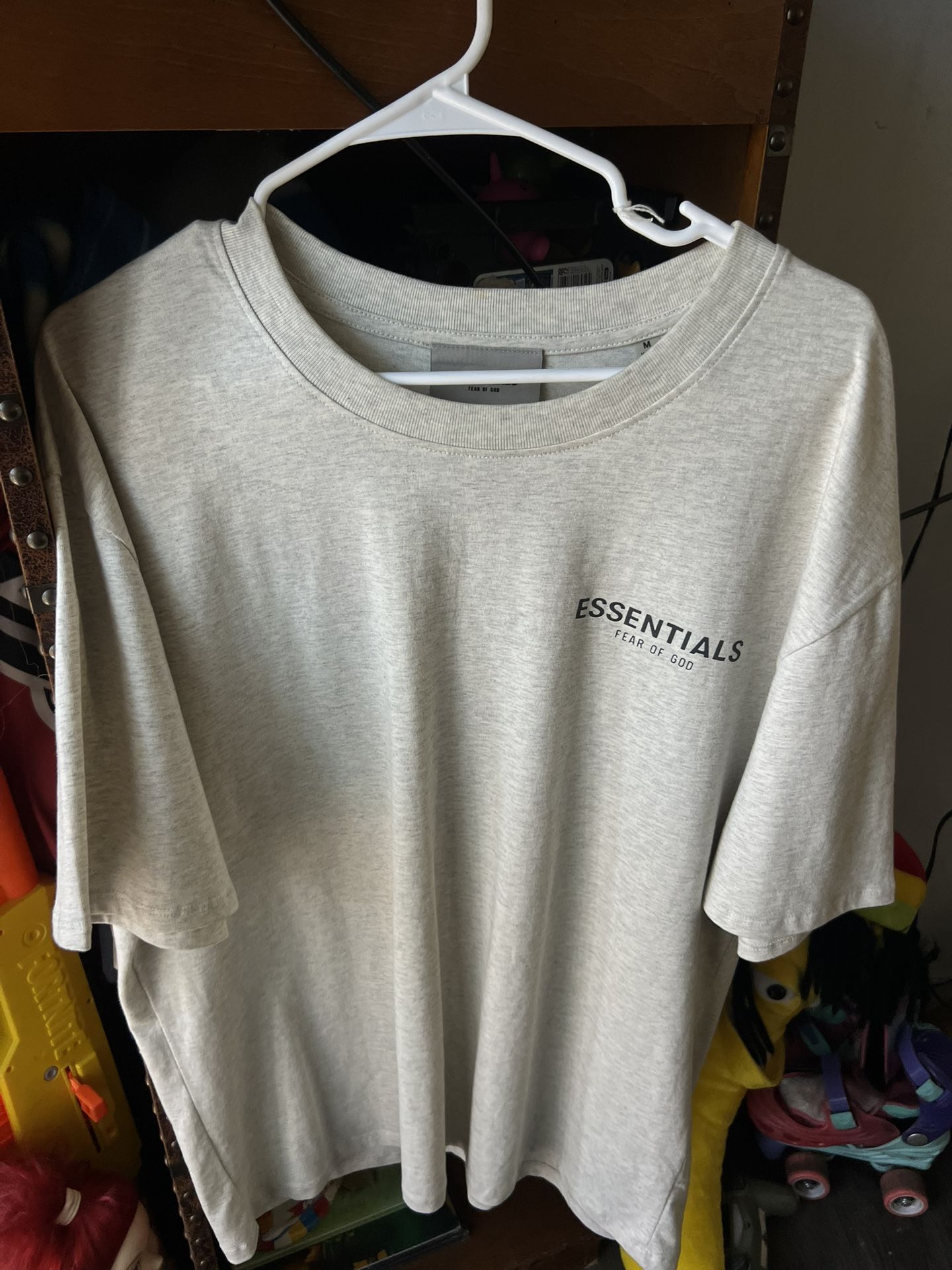 essentials tee