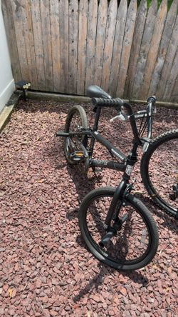 Mongoose Legion L10 BMX Bike