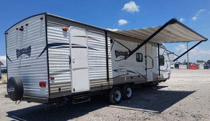 2017 wildwood Travel Tráiler in Phelan. Ca
