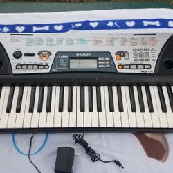 Yamaha Keyboard 