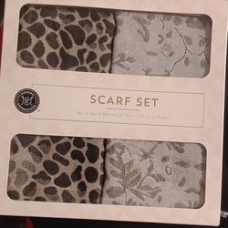 Scarfs