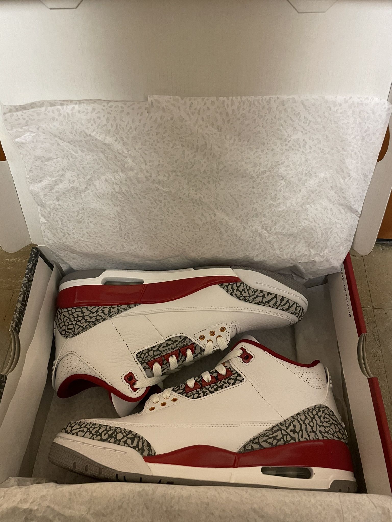 Jordan 3 Red Cardinal Size 9