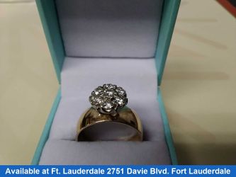 Women's Ring - Solitaire - Yellow Gold 14k (.585) 8.1 grams Size 11