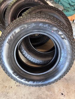 Set of 4 Falken Wildpeak A/T Tires 265/70R18 – Brand-New
