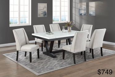 Dining table set