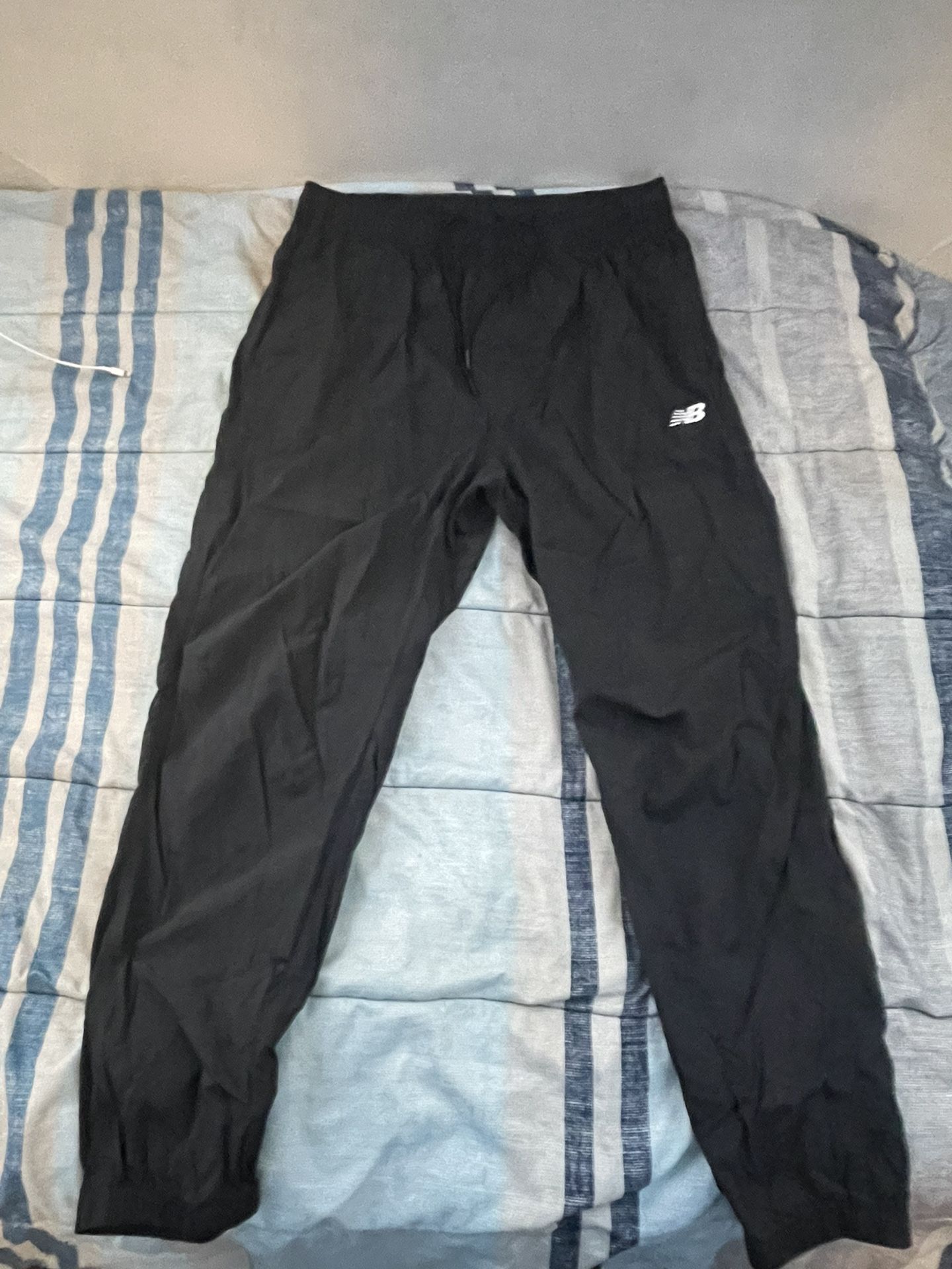new balance sweatpants