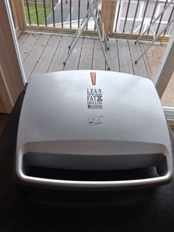 Lean mean fat grilling machine