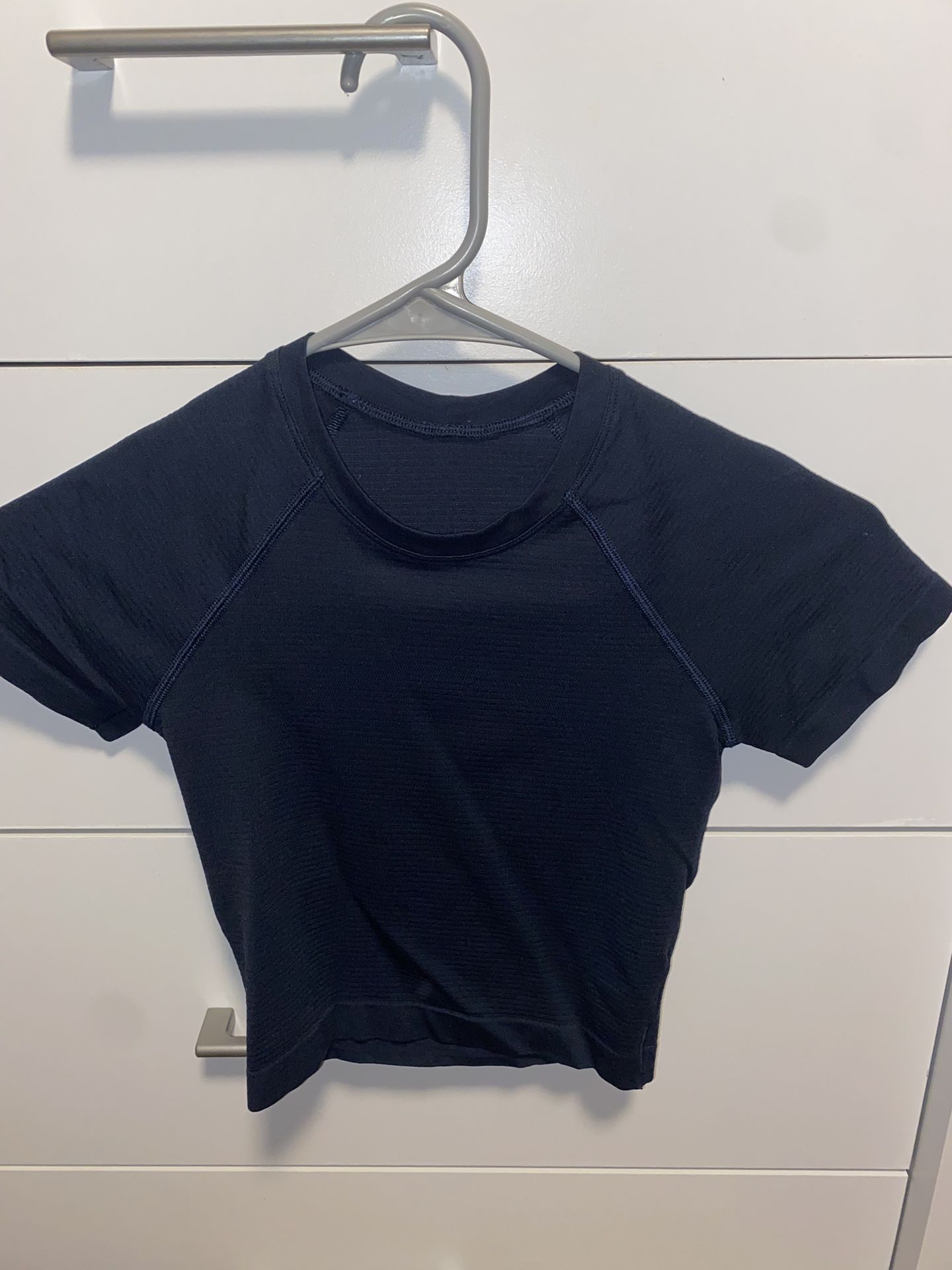 Lululemon Swiftly Tech Short Sleeve Shirt 2.0 – Cropped