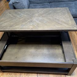 Beautiful Lift Up Coffee Table 