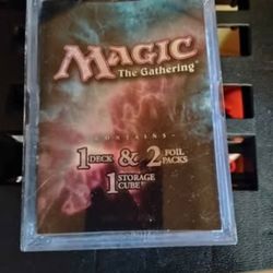 Magic The Gathering (1 Deck, 2 Foil Packs, And 1 Storage Container)