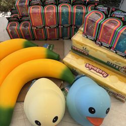 NeeDoh Dream Drip & Squeezy sensory fidgets 