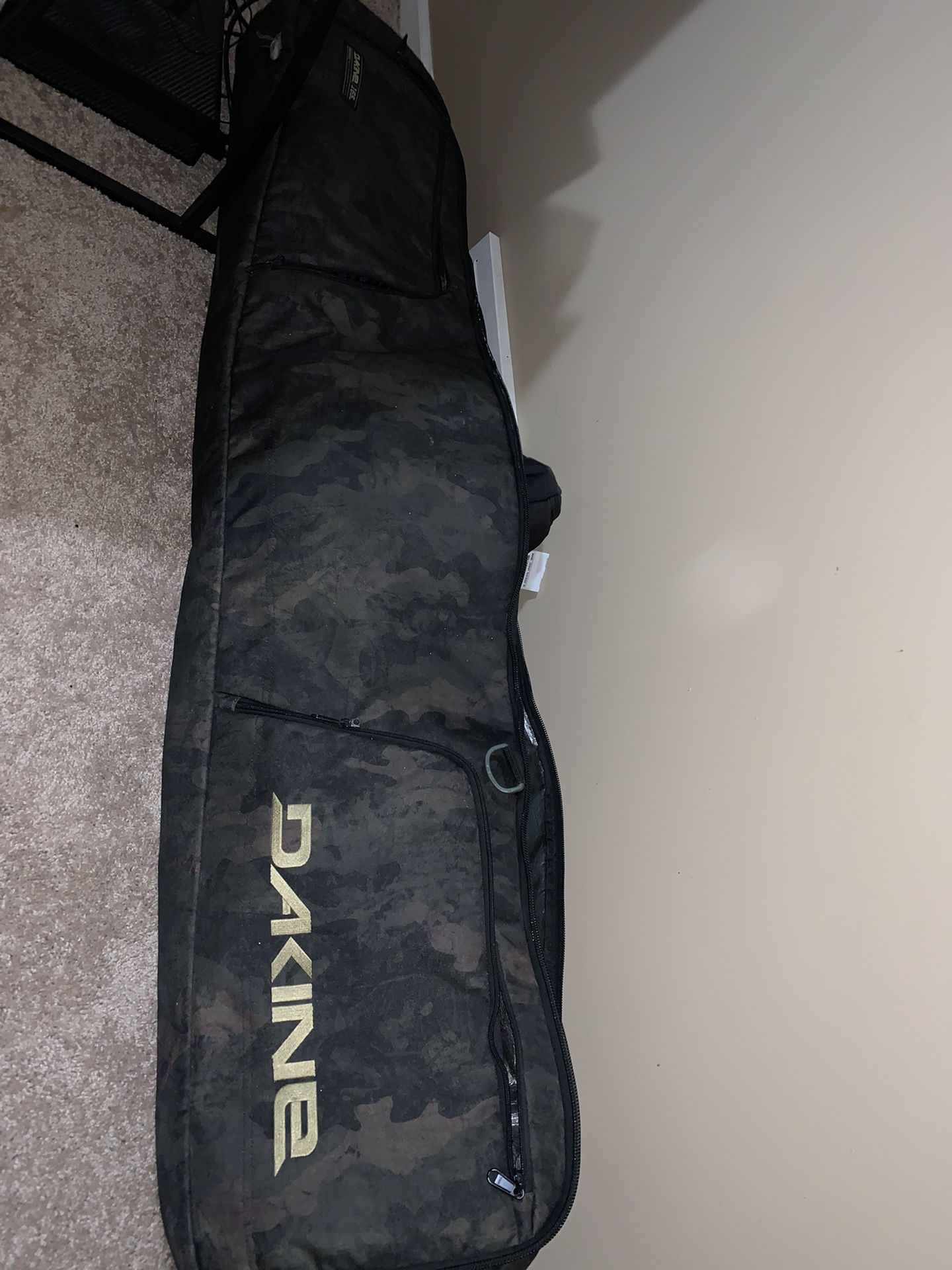 Dakine Snowboard Bag