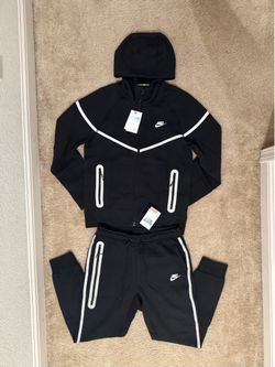 New Nike Tech Fleece Black Reflective - Tags Attached (Authentic)