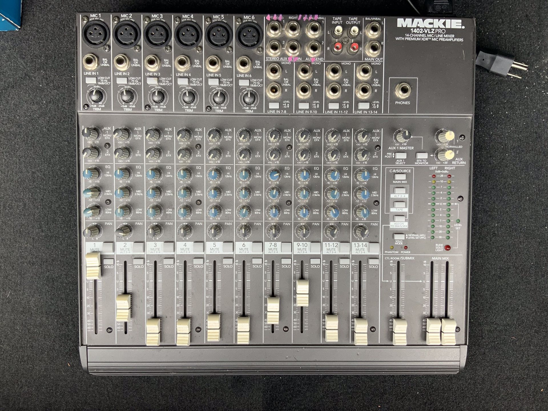 Mackie 1402-VLZ PRO | Audio Mixer