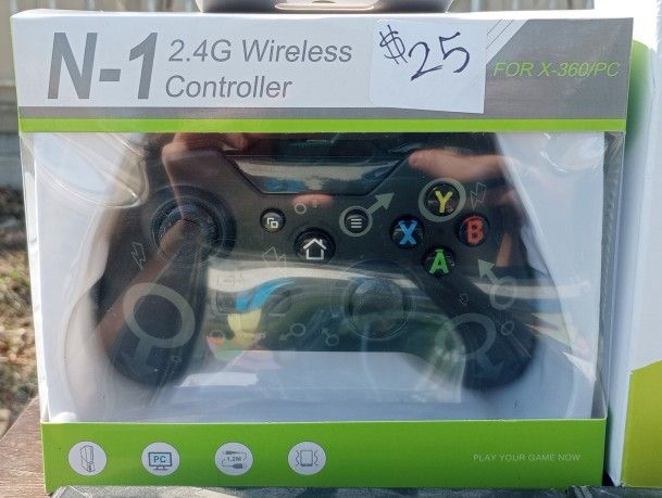 Gaming Controller - Male Symbol Design