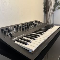 KORG Minilogue XD