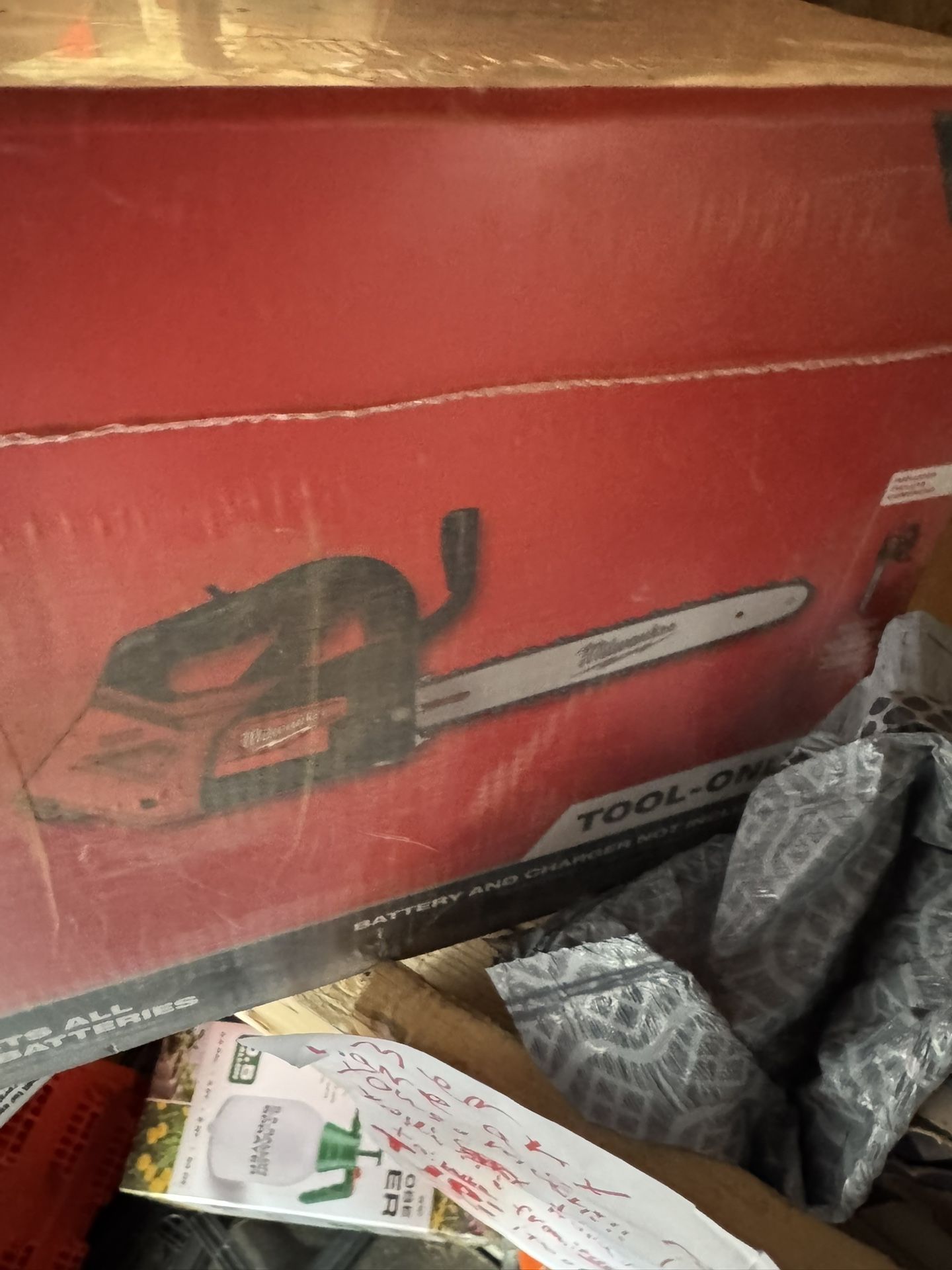 Milwaukee Chainsaw
