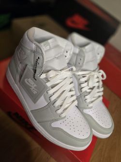 Jordan 1 Seafoam SIZE 9.5 NEW