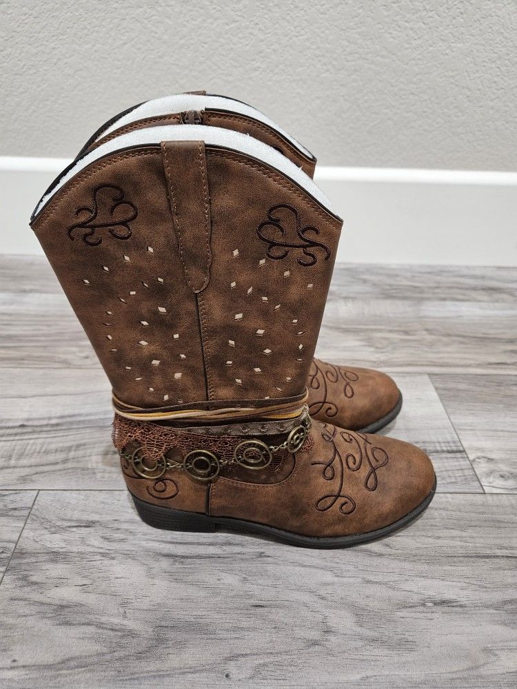 Brand New Paris Blues Cowboy Boots