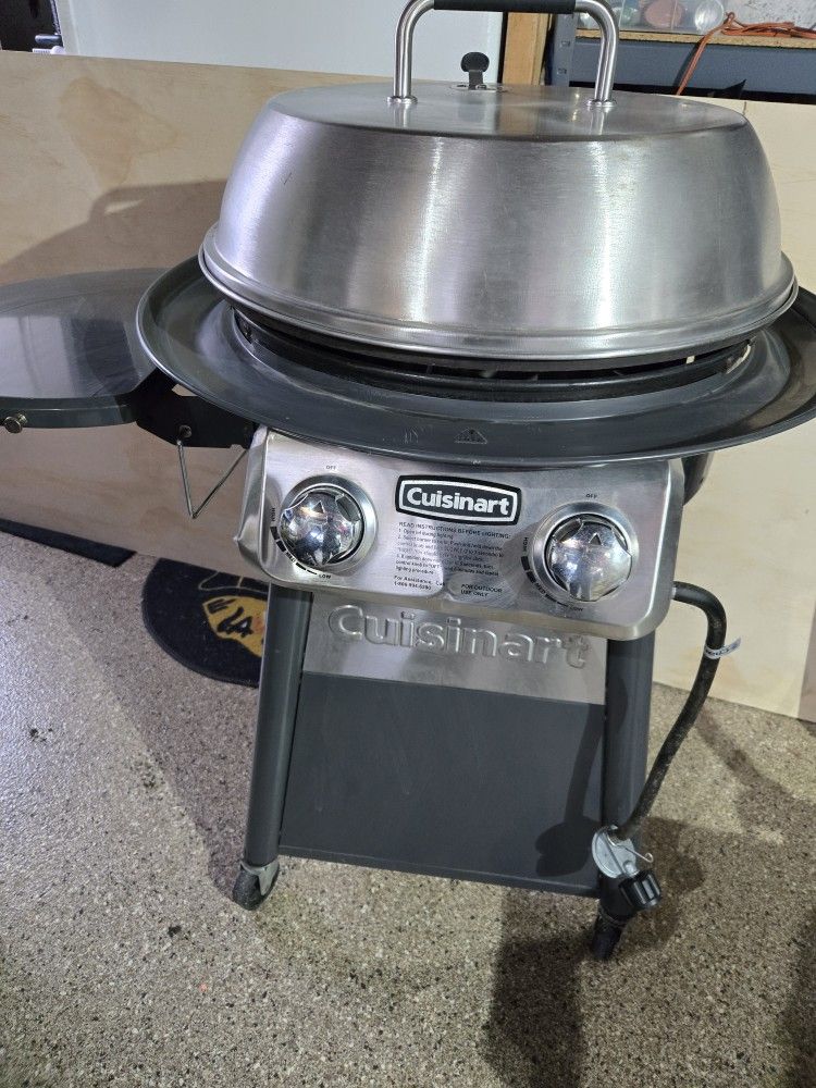 Cuisinart 360 Griddle Outdoor Cooking Center