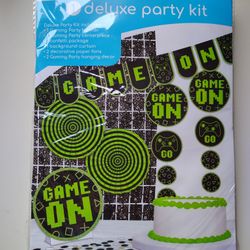 Game On Themed Deluxe Party Kit 8 Piece