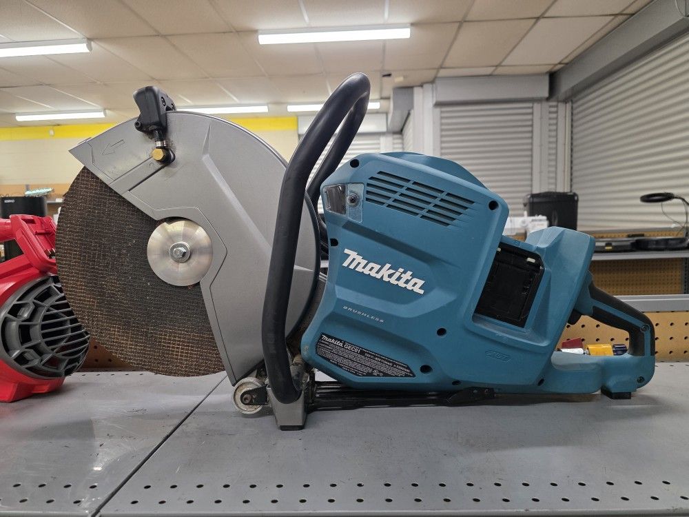Makita Concrete Saw